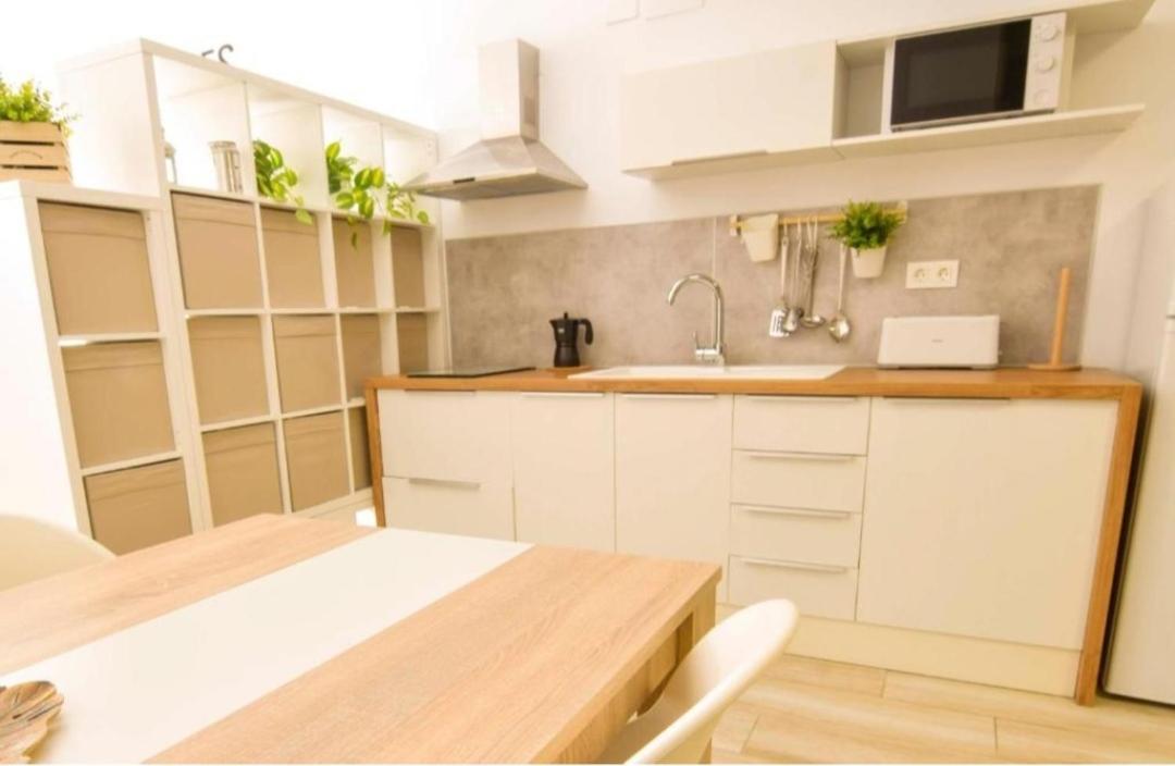 Apartamento Librun Малага Экстерьер фото