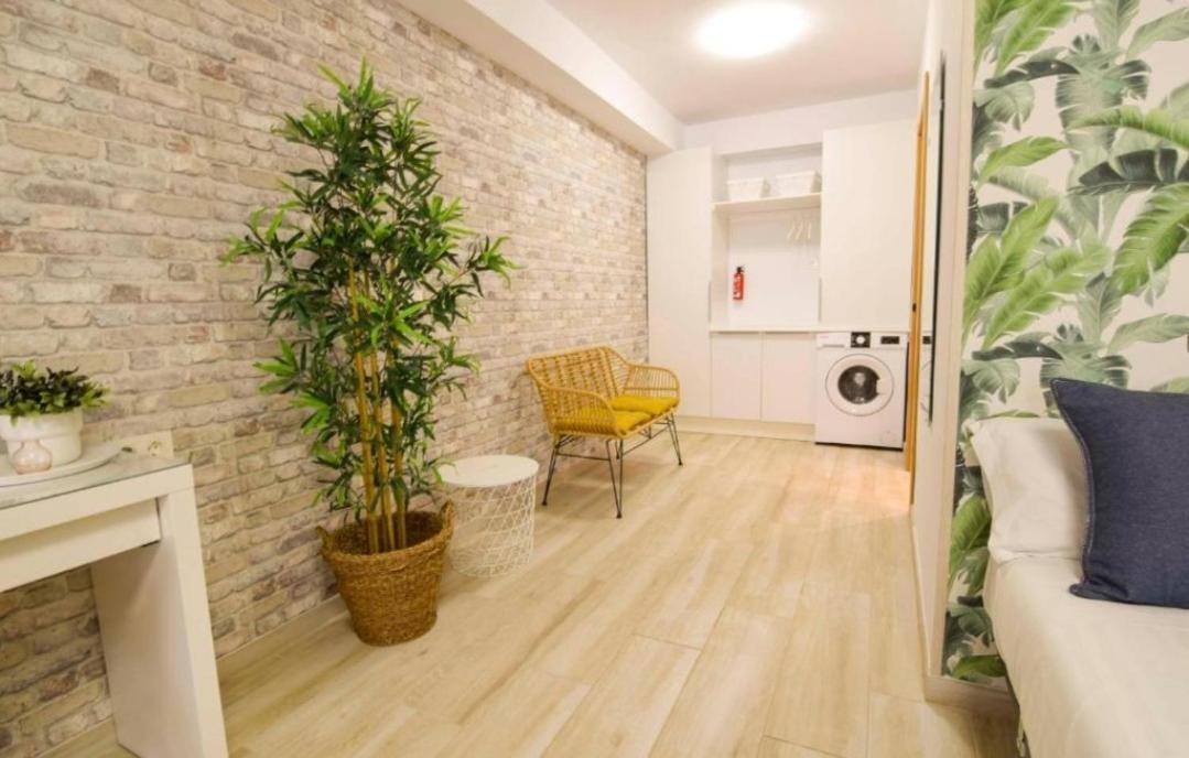 Apartamento Librun Малага Экстерьер фото