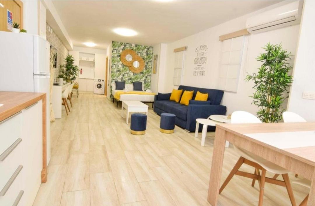 Apartamento Librun Малага Экстерьер фото